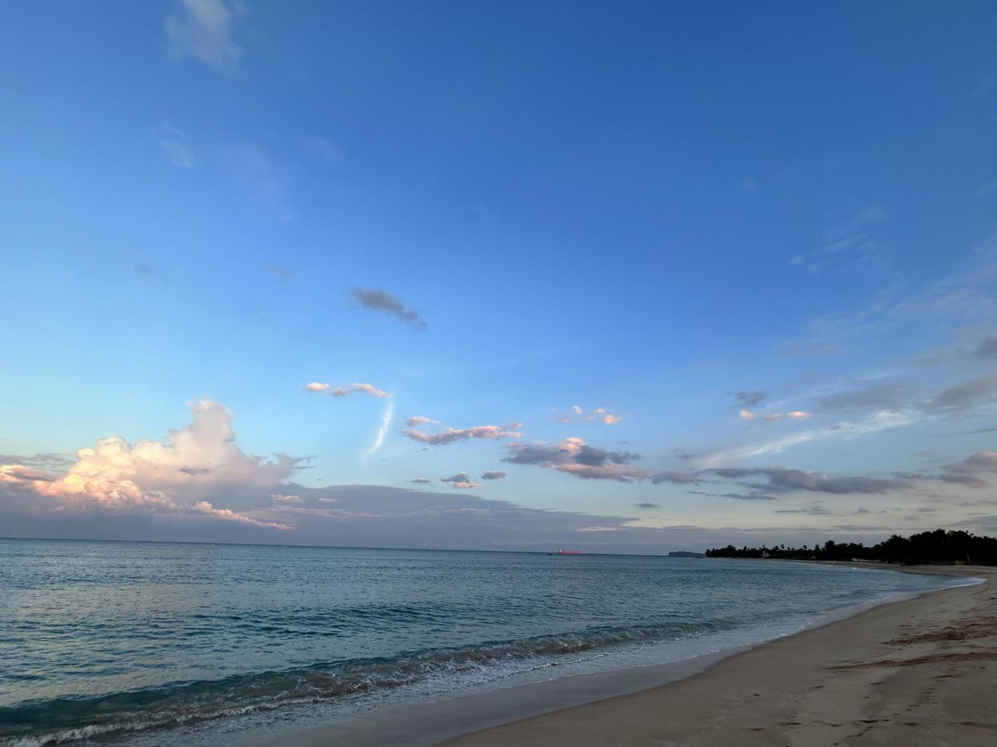 108 Palms Beach Resort Trincomalee Exterior foto